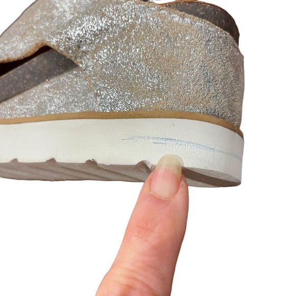 Diba True Women's Silver Sandals - Picture 6 of 14